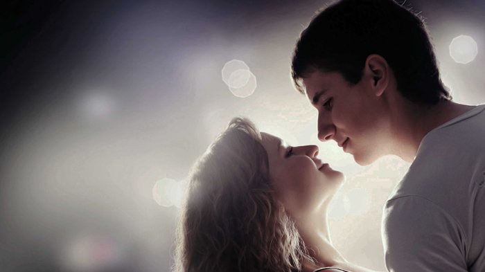 Jangan langsung menunjukkan segalanya tentangmu dan biarkan pria penasaran denganmu.