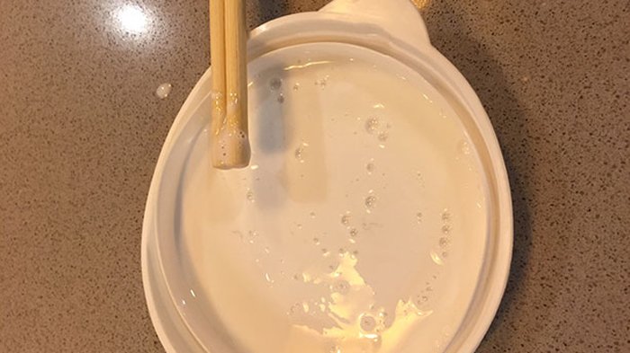 Pasta gigi untuk tes kehamilan