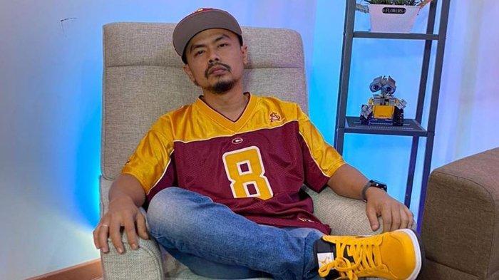 ARTIS BATAL HAJI TAHUN 2025 - Wendi Cagur turut menyampaikan kesedihannya karena gagal berhaji bersama sang istri, Revti Ayu Natasya.