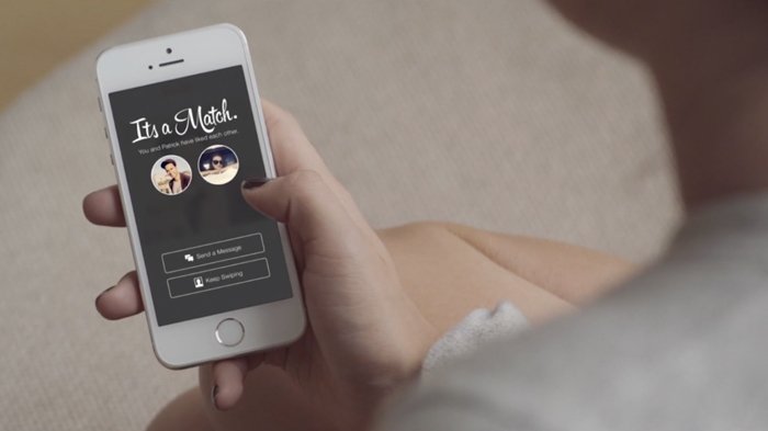 Ilustrasi aplikasi Tinder.