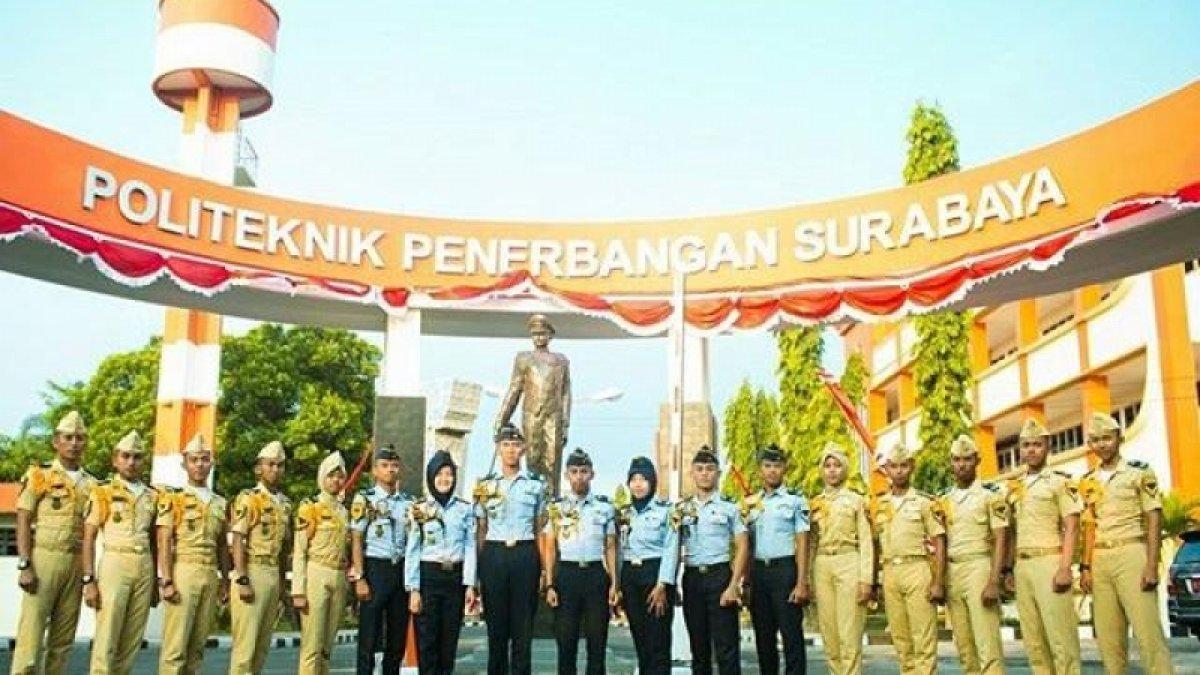 Memang jurusan teknik penerbangan merupakan jurusan kuliah tersulit