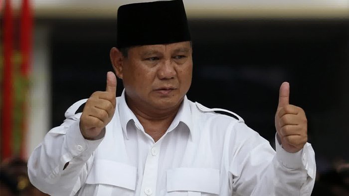 Prabowo Subianto memelihara kucing