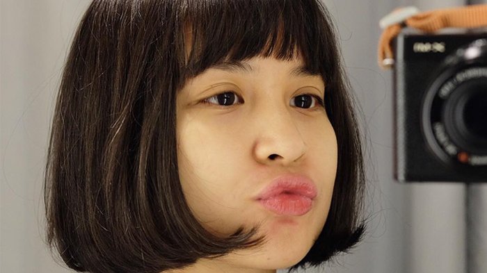 Nama Putri Titian mulai dikenal publik karena bakat aktingnya di dalam mini seri berjudul Jungkir Balik Dunia Sissy.