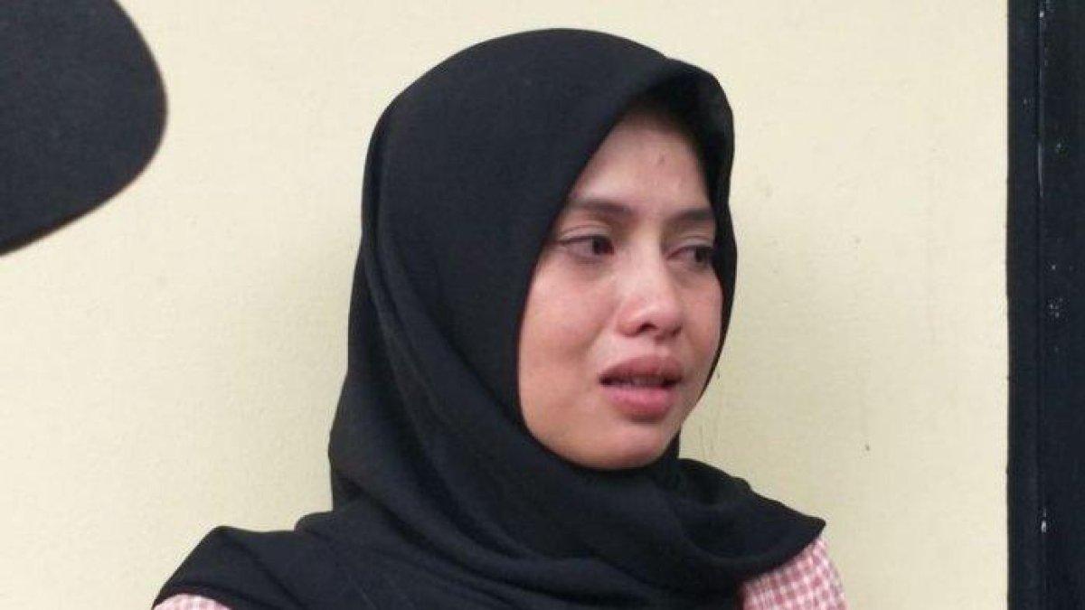 retno faradinah nagis foto