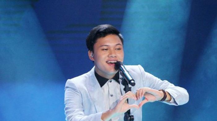 Penyanyi Rizky Febian akui sempat BAB di celana saat nyanyi di atas panggung.