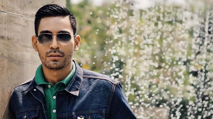 Robby Purba pernah mengajar Bahasa Inggris