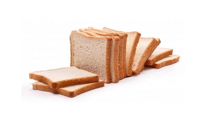 untuk membuat roti tawar putih tampak cerah dan tidak kusam, produsen sering kali menggunakan zat pemutih