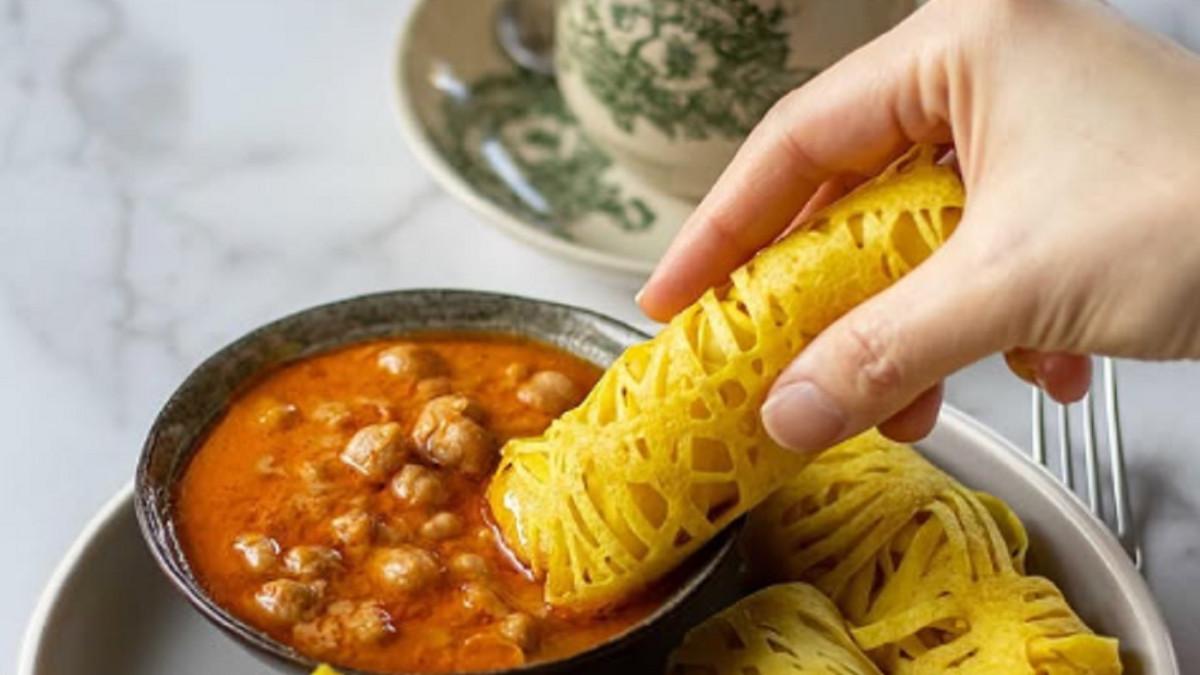 Inilah cara mudah membuat Roti Jala khas Melayu, Sumatera, kuncinya pakai wajan anti lengket dan api kecil, hasilnya lembut dan tak mudah gosong