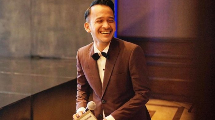 Ruben Onsu mengaku kecewa dengan sosok presenter inisial M.