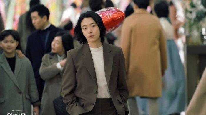 Ryu Jun Yeol sebagai Lee Kang Jae di drama Korea Lost