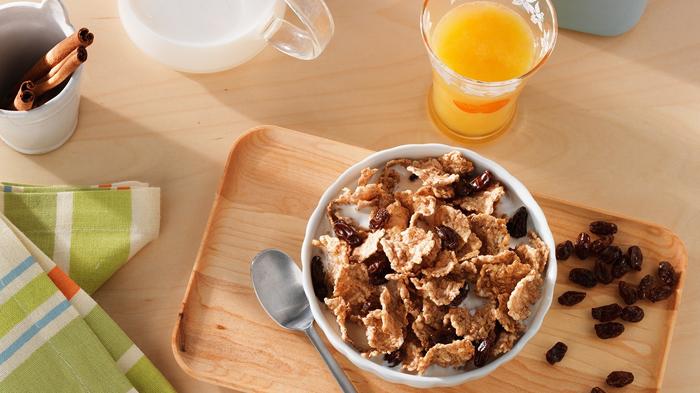 Menjual sarapan kepada mahasiswa adalah bisnis yang cocok.