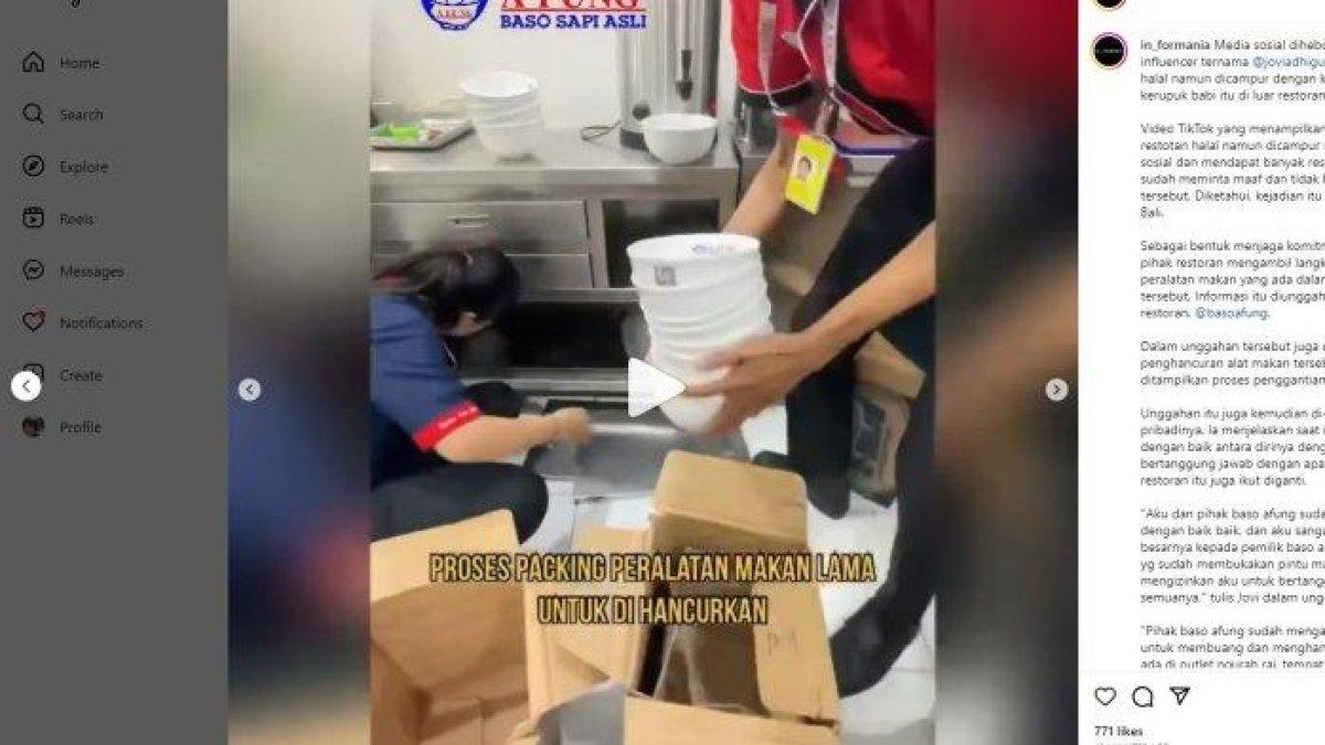 Seluruh peralatan makan di Restoran Bakso A Fung halal ini dihancurkan karena viralnya selebgram makan kerupuk babi di sana.