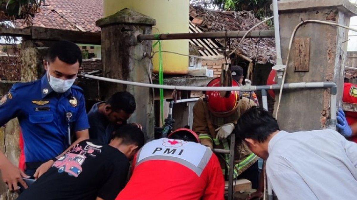 Seorang lansia di Purworejo ditemukan tewas di sumur.