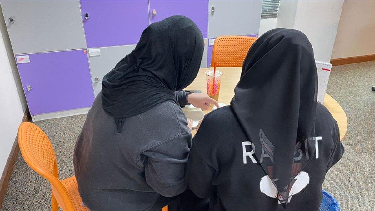 seorang wanita justru ingin mencarikan istri untuk suaminya