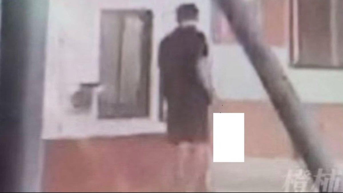 Video yang diambil oleh orang yang lewat yang mengklaim menunjukkan TKP telah dihapus dari platform berbagi video Douyin dan Weibo yang mirip Twitter.