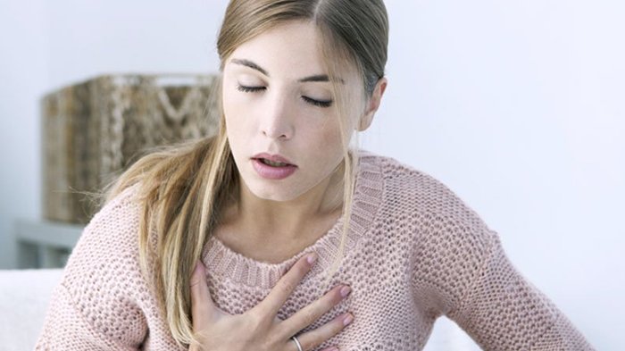 nafas mulut untuk mengobati sesak nafas