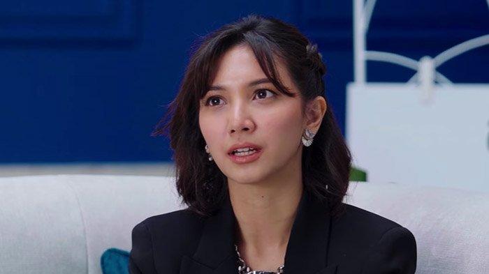Inilah profil dan akun medsos Sheila Dara Aisha istri dari penyanyi Vidi Aldiano ini jadi sorotan netizen karena kerap temani suami berobat