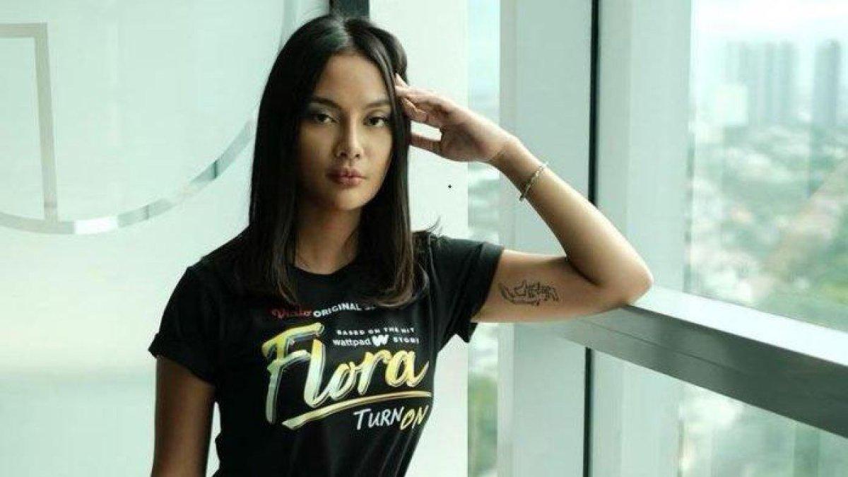 RAHASIA MANTAN - Erika Carlina bongkar satu fakta mengejutkan soal ayah dari bayi yang dikandungnya. Ternyata sang mantan sudah punya anak lain.