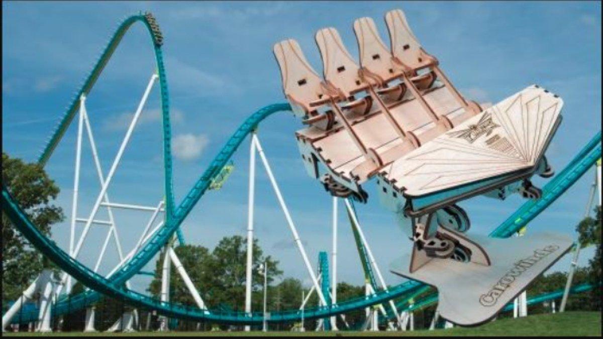 Taman hiburan Carowinds mengatakan Fury 325 adalah salah satu wahana tertinggi dan terpanjang di taman besar yang melintasi garis negara bagian Carolina Utara dan Selatan