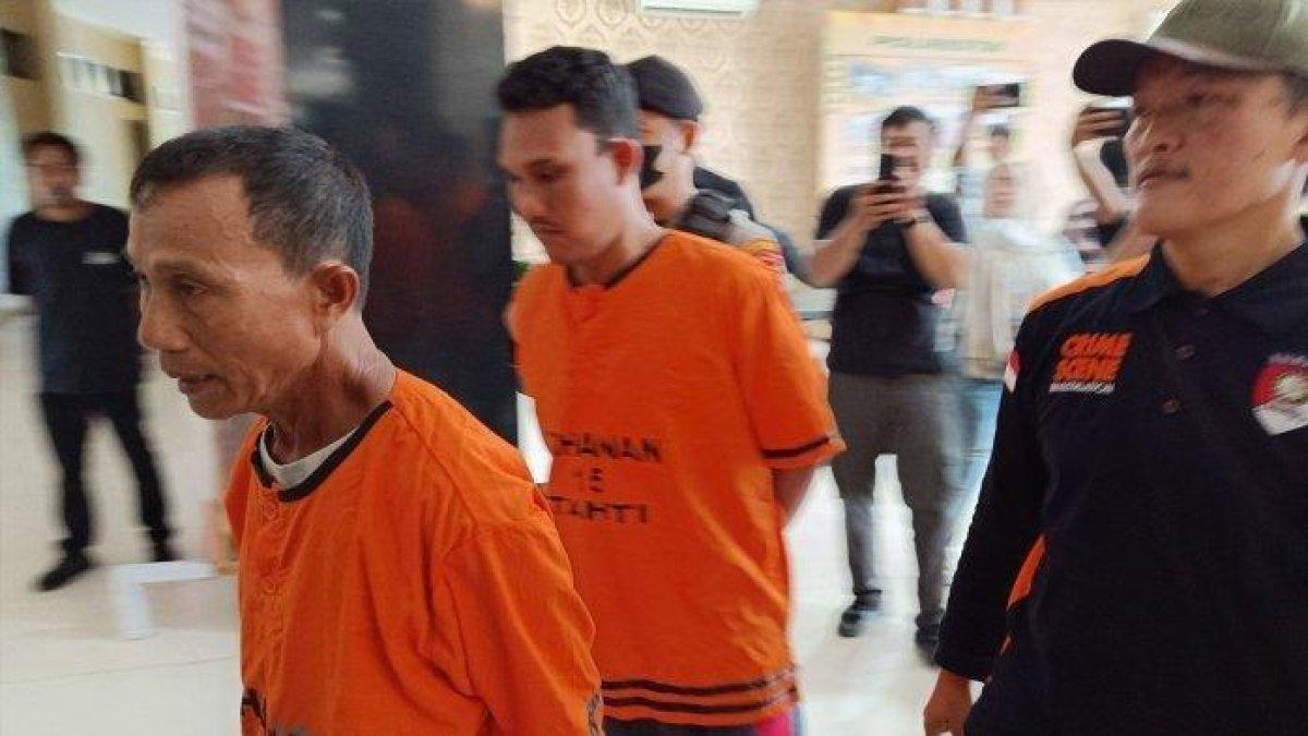 Tampang ayah dan anak yang membunuh anggota keluarga di Lampung.