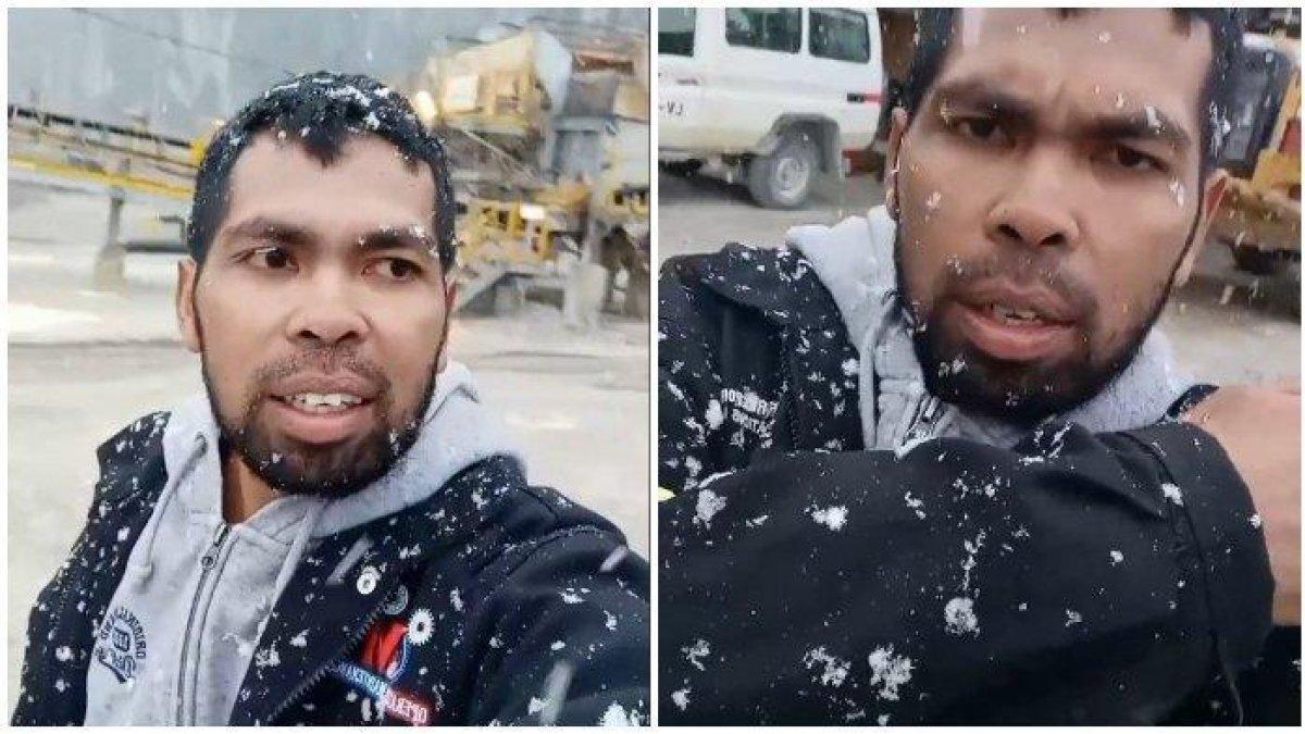 Tangkap layar video viral hujan salju yang turun di Mimika Papua.
