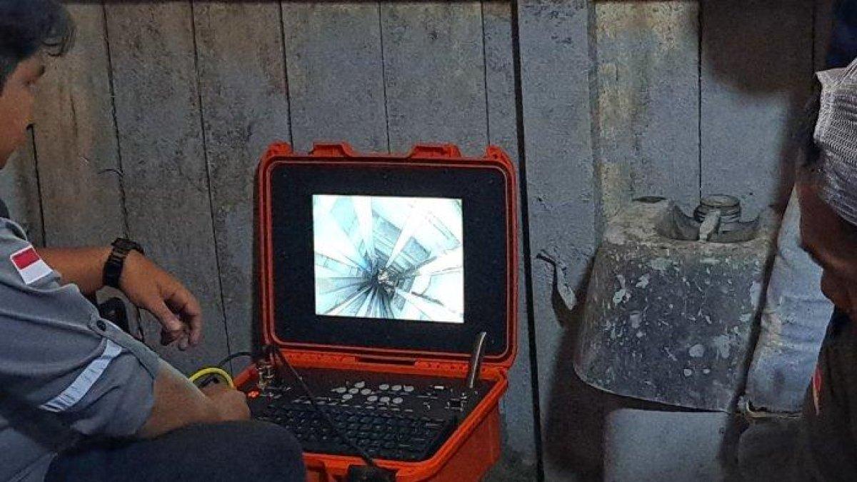 Tim dari ESDM Provinsi Jawa Tengah ikut dilibatkan dengan mengerahkan alat bernama Camera Hole yang berfungsi melihat lebih detail kondisi lubang tambang, Kamis (27/7/2023).