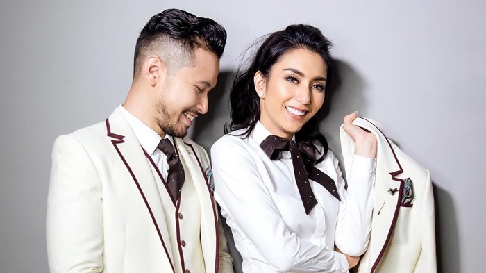 Raiden Soedjono terlihat santai saat mantan istrinya tersebut menikah lagi dan melepaskan status janda