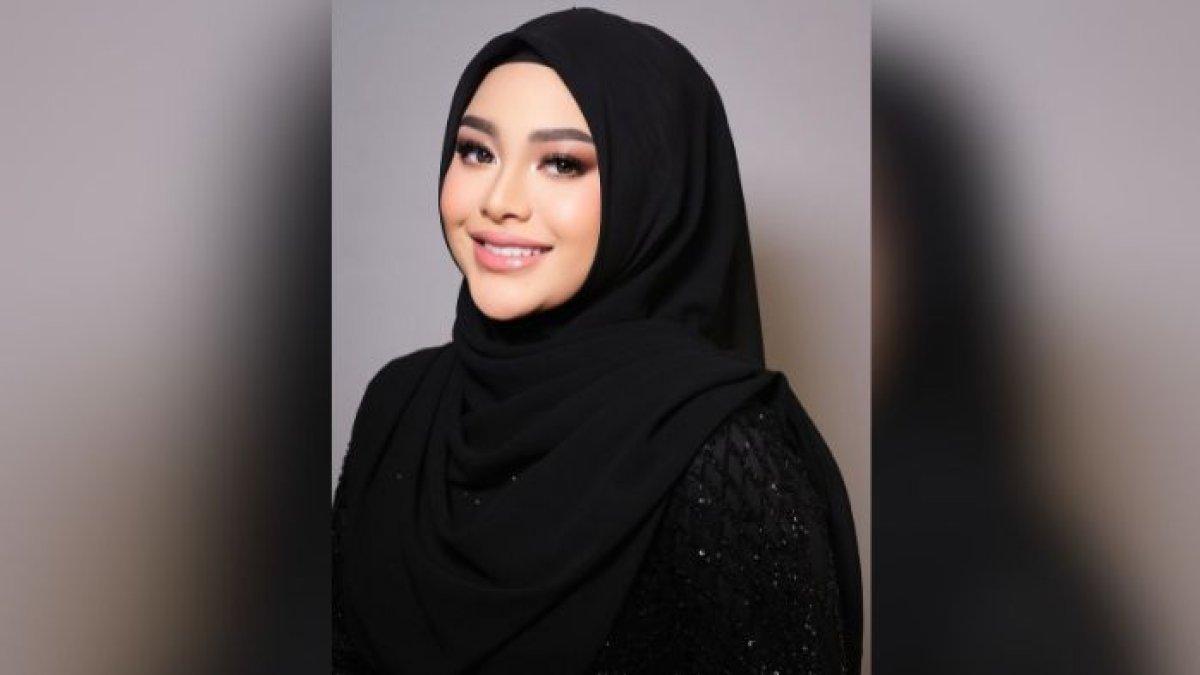 Riwayat pendidikan Aurel Hermansyah. 