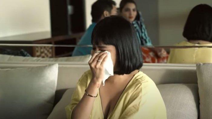 Vanessa Angel menangis masa lalunya terjerat prostitusi diungkit