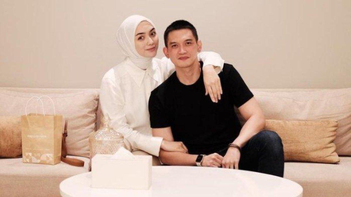 AYAH REZKY ADITYA DIGUGAT - Ayah Rezky Aditya tersandung kasus dugaan penelantaran anak, kini digugat Rp 1,8 M, ini kronologinya.