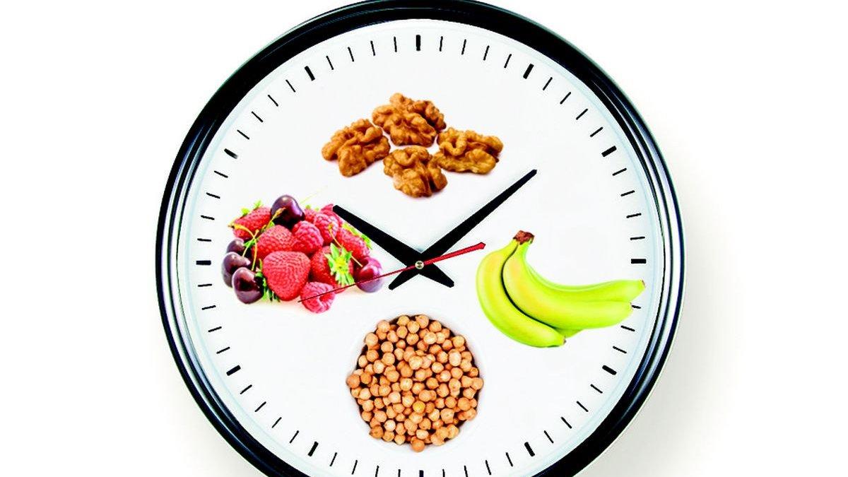 Atur jadwal makan untuk mengatasi GERD saat puasa
