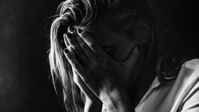 Gadis idap love brain hingga terlalu bucin ke pacar (Ilustrasi)