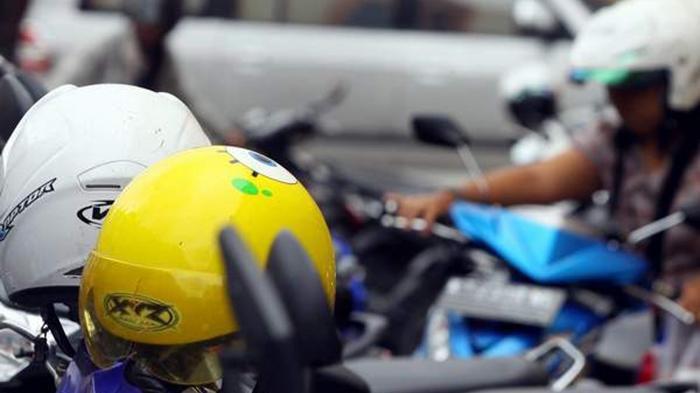 Penumpang beri bintang satu kepada driver ojol gegara diminta pakai helm