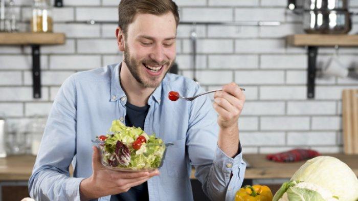 Mengonsumsi pola makan yang baik juga bisa meningkatkan peluang umur panjang hingga 21 persen.