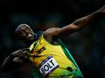 Usain Bolt Menang Cabang Lari - Saking Cepatnya, Pelari Jamaika ...