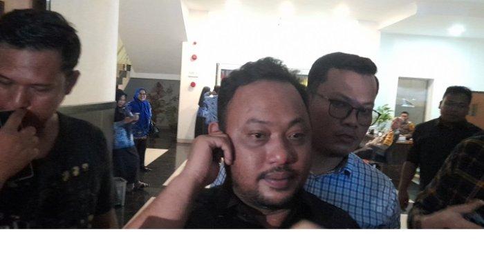 Azwar Anshari Habsi saat ditemui wartawan di kantor DPRD Mamuju Jl Ahmad Yani, Mamuju, Sulbar, Senin (18/9/2023).