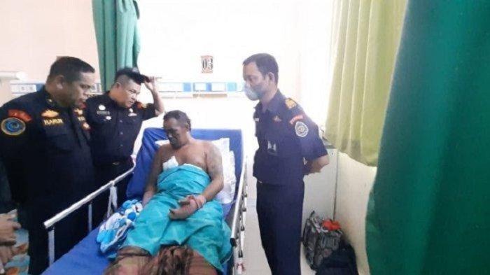 Pasien Arman terbaring sakit di Rumah Sakit Umum Regional Sulbar di Jl RE Martadinata, Kelurahan Simboro, Mamuju, Sulawesi Barat (Sulbar).
