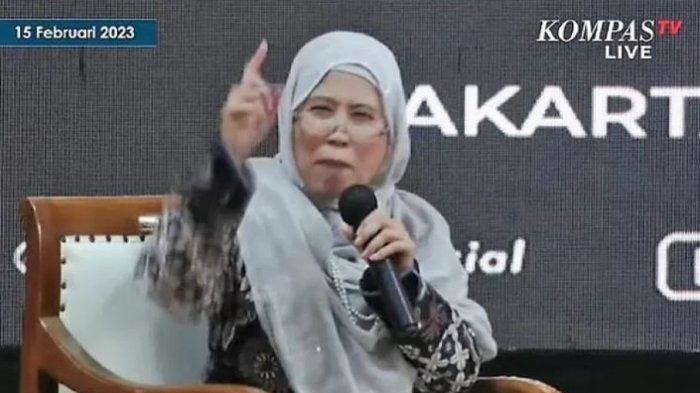 Chusnul Mar'iyah Ph.D merupakan seorang dosen sekaligus pengamat politik. Ia adalah dosen di Fakultas Ilmu Sosial dan Ilmu Politik (FISIP) Universitas Indonesia (UI).