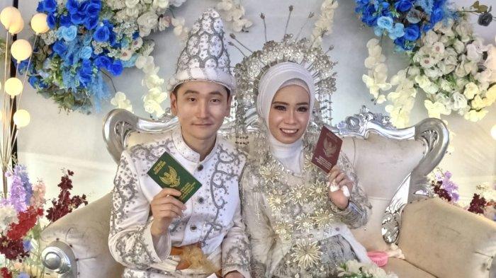 Wanita asal Kota Kendari, Sulawesi Tenggara (Sultra), Yesi Nurhikmah dinikahi pria Korea Selatan (Korsel) pada Selasa (7/1/2025). 