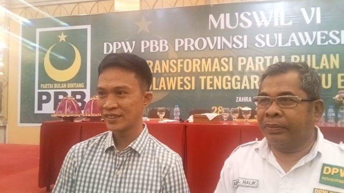 IKBAR BUPATI KONUT - Ketua Dewan Pimpinan Wilayah Partai Bulan Bintang Sulawesi Tenggara (DPW PBB Sultra) terpilih, Ikbar (kiri), memberikan keterangan kepada wartawan usai terpilih aklamasi pada Muswil VI PBB Sultra di salah satu hotel di Kota Kendair, Sultra, pada Selasa (29/04/2025). Ikbar menjadi Ketua DPW PBB Sultra menggantikan Ruksamin yang sebelumnya 'naik kelas' menjadi Wakil Ketua Umum atau Waketum DPP PBB.
