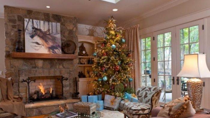 Ilustrasi Pohon Natal di rumah (Houzz)