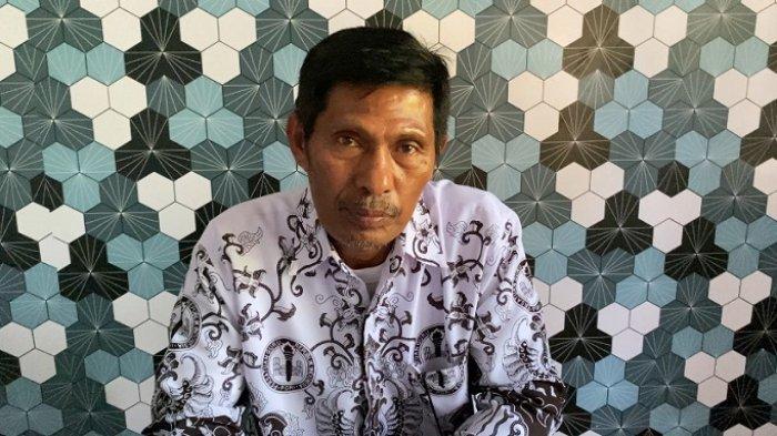 Kepala Sekolah SDN 4 Baito, Kabupaten Konawe Selatan (Konsel), Provinsi Sulawesi Tenggara (Sultra), Sana Ali.