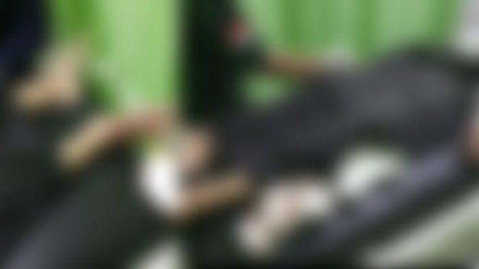 Kondisi korban kecelakaan tunggal di lampu merah Jalan Abdullah Silondae, Kendari, Sulawesi Tenggara (Sultra), Sabtu (23/3/2024).