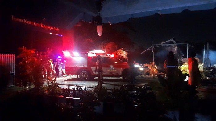 Kebakaran rumah di Jalan DR Sutomo Kota Kendari, 2 armada damkar diterjunkan