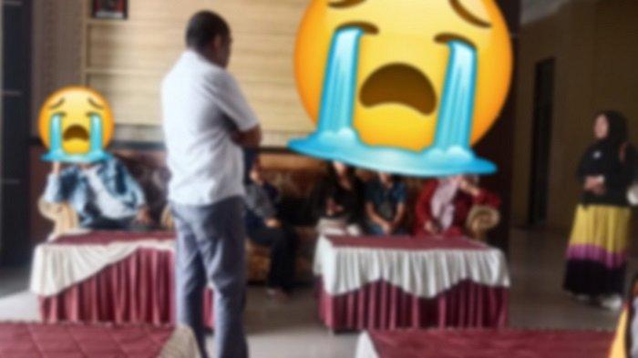Inilah sosok mahasiswi yang terlibat dalam dugaan tindak pidana perdagangan orang (TPPO) di Kota Kendari Sulawesi Tenggara (Sultra). Terungkap, pelaku berinisial IF (25) merupakan mahasiswi Jurusan PGSD disalah satu perguruan tinggi di Kota Kendari, Provinsi Sultra.