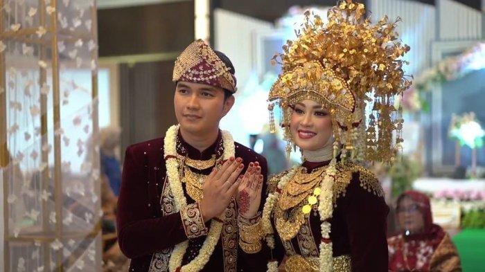 Aldi Taher saat menikah dengan Salsabilih.