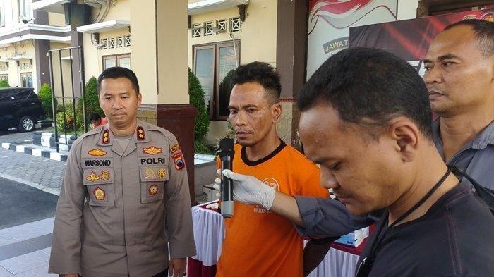 Pelaku mutilasi di Klaten, Jawa Tengah, mengaku puas hingga ungkap penyebab dan alasan pembunuhan rekan kerja wanitanya. Pelaku yang membunuh wanita berinisial R (65) dengan memenggal kepala korban adalah Turah alias Daud (40).