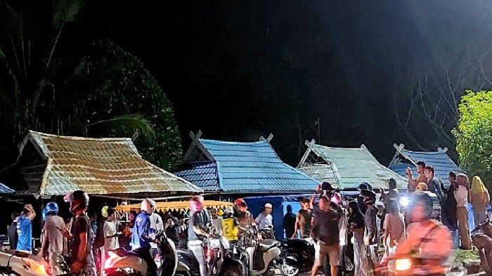 Berikut ini situasi warga yang panik meminta bantuan pengendara untuk angkut korban kecelakaan di samping Taman Meohai, Jalan By Pass, Kendari, Sulawesi Tenggara, Senin (20/2/2024).