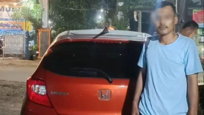 Ajat Sudrajat, penyewa mobil Brio milik Ilyas Abdurrahman (48) yang tewas ditembak di rest area km 45 Tol Tangerang-Merak arah Jakarta, pada Kamis (2/1/2025).