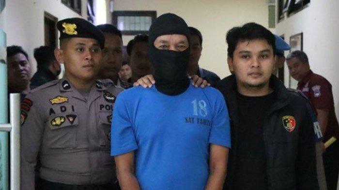 SL (63), Pensiunan Polisi Tega Bunuh EM (59) Ibu Guru di Banjar Negara, Terkuak Lewat Cangkir Teh di Meja. Kerja jadi Sopir tapi jual mobil dan bunuh korban..